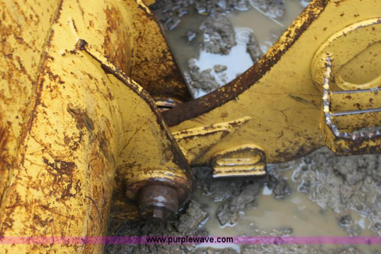 image for item 6363 Caterpillar 963B track loader