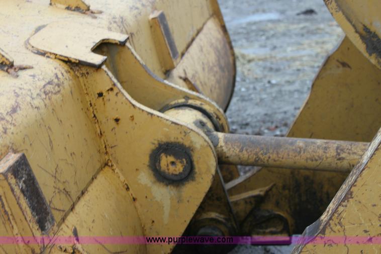 image for item 6364 1998 Caterpillar 963B track loader