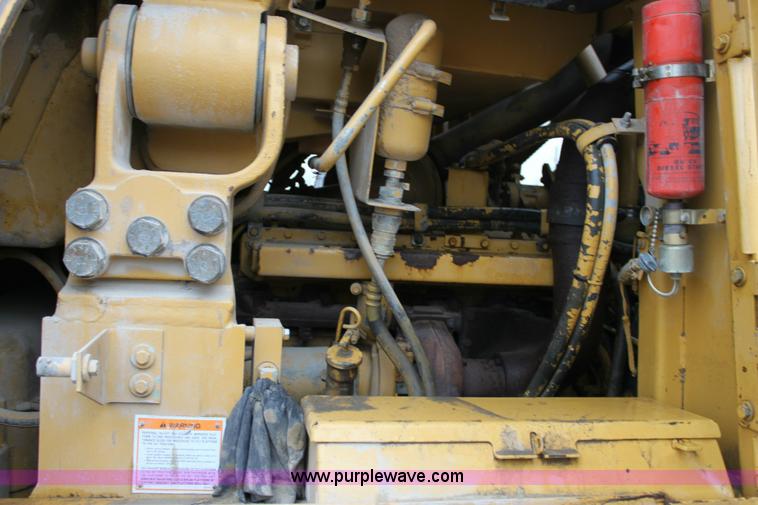 image for item 6364 1998 Caterpillar 963B track loader