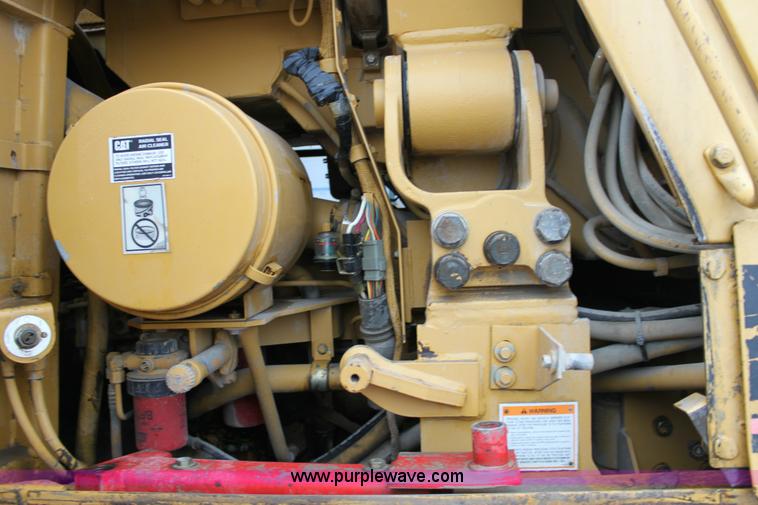image for item 6364 1998 Caterpillar 963B track loader