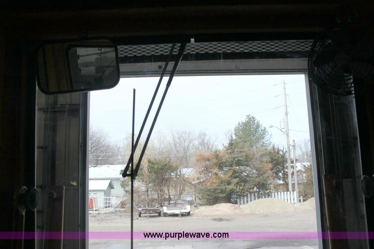 image for item 6440 1970 John Deere 570A motor grader