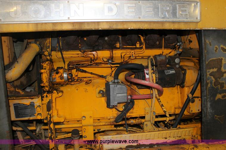 image for item 6440 1970 John Deere 570A motor grader