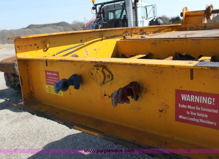 image for item 6531 1989 Hi-Tensile tandem axle tilt trailer