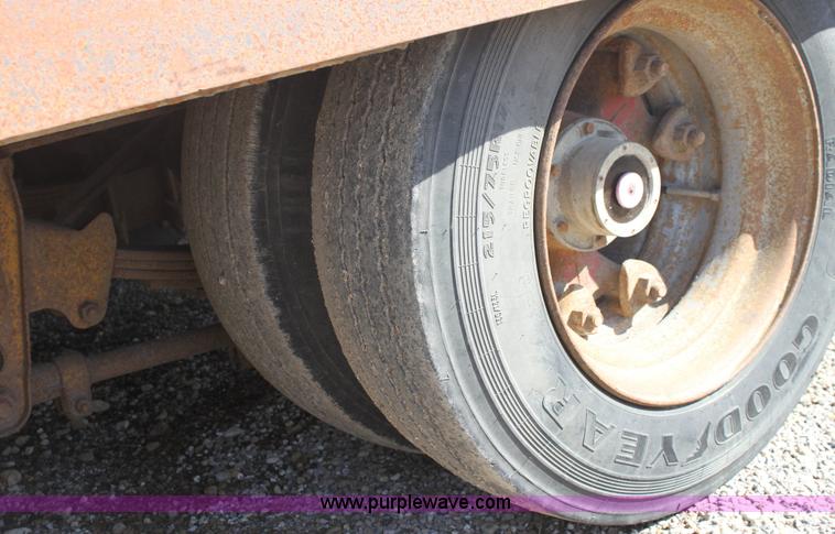 image for item 6531 1989 Hi-Tensile tandem axle tilt trailer