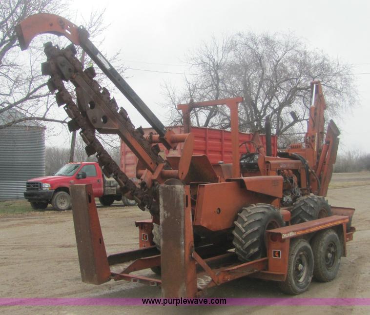 image for item 6954 Ditch Witch R65 trencher