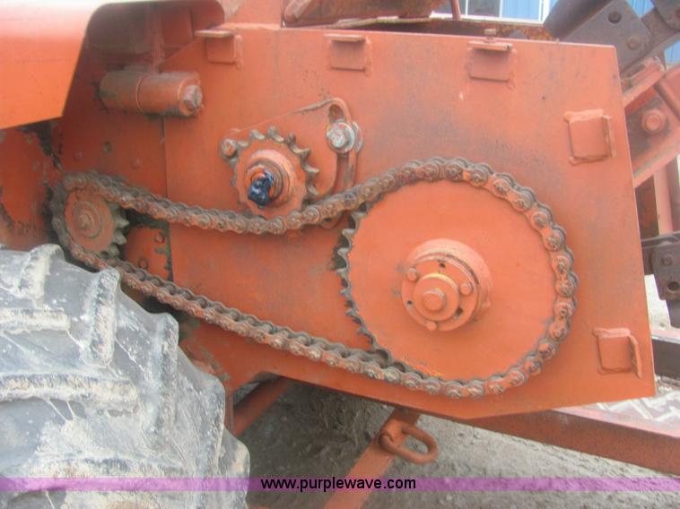 image for item 6954 Ditch Witch R65 trencher