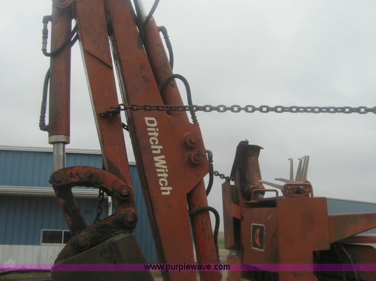 image for item 6954 Ditch Witch R65 trencher