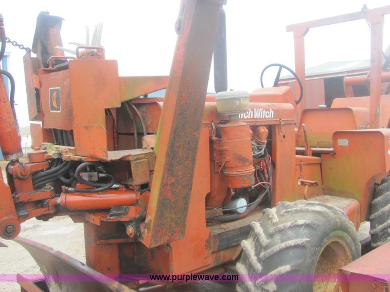 image for item 6954 Ditch Witch R65 trencher