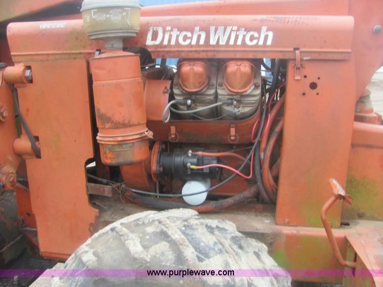 image for item 6954 Ditch Witch R65 trencher
