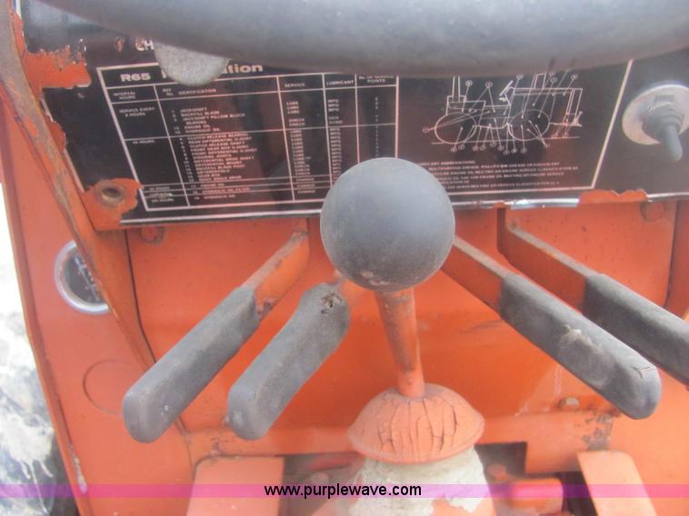 image for item 6954 Ditch Witch R65 trencher