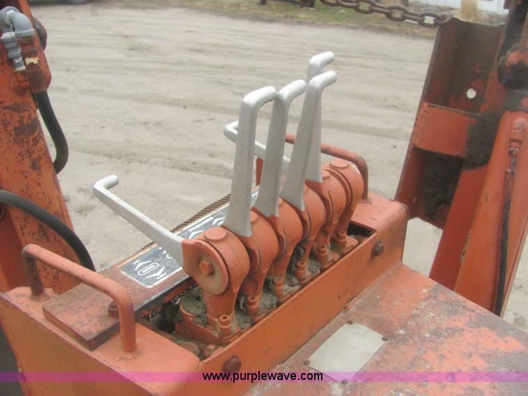 image for item 6954 Ditch Witch R65 trencher