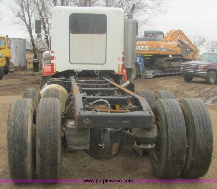 image for item 6965 1988 Peterbilt 377 cab and chassis