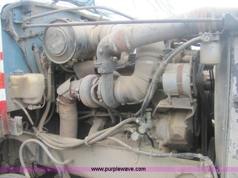 image for item 6965 1988 Peterbilt 377 cab and chassis