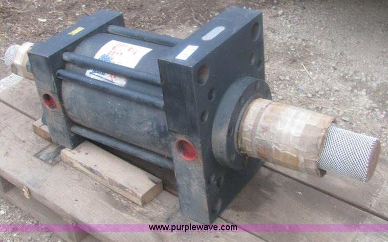 image for item 6968 Parker double acting cylinder