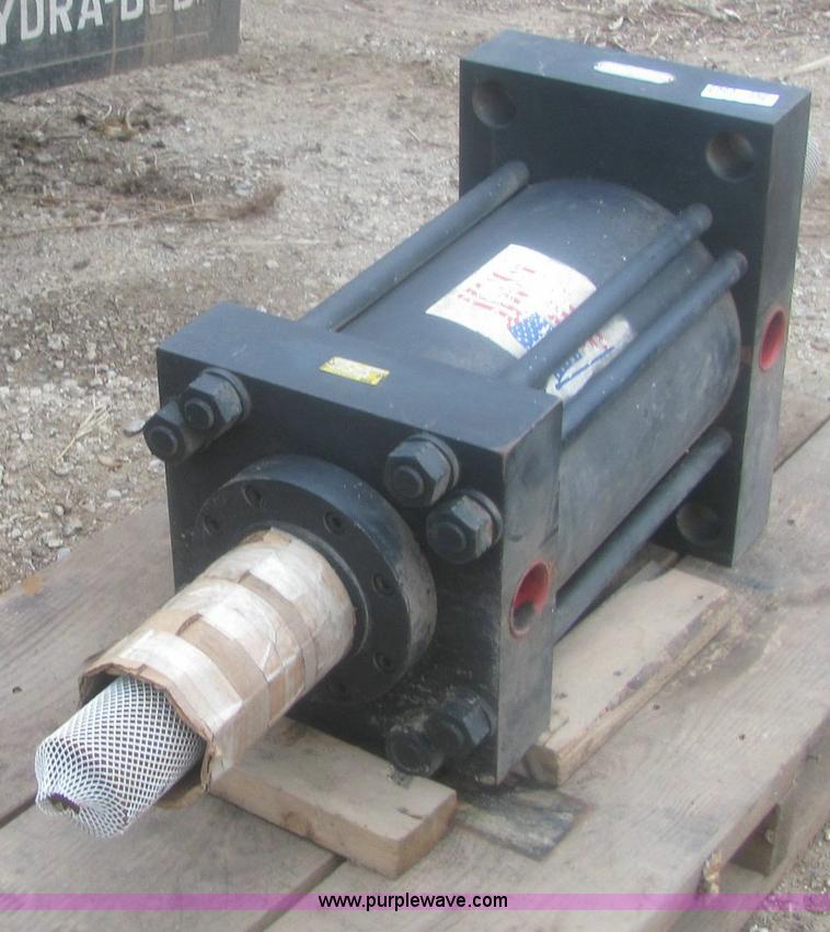 image for item 6968 Parker double acting cylinder