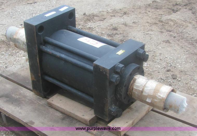 image for item 6968 Parker double acting cylinder