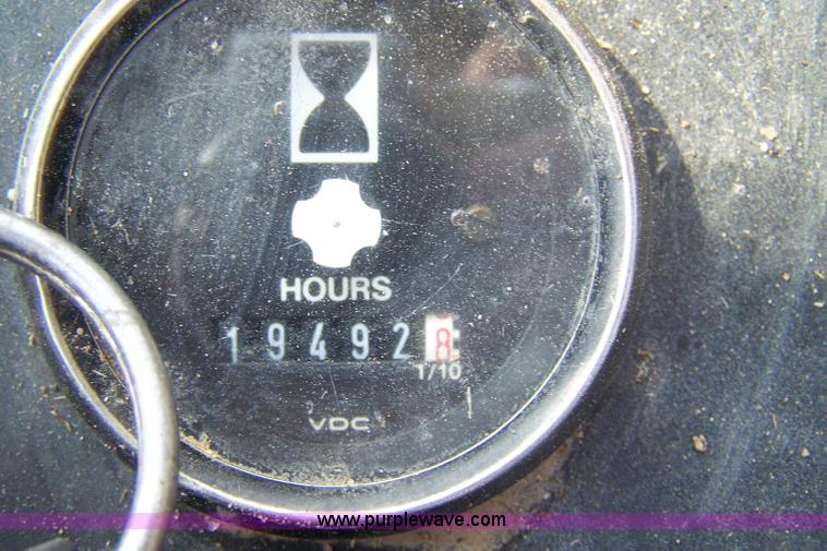 image for item 7464 1990 John Deere 624E wheel loader