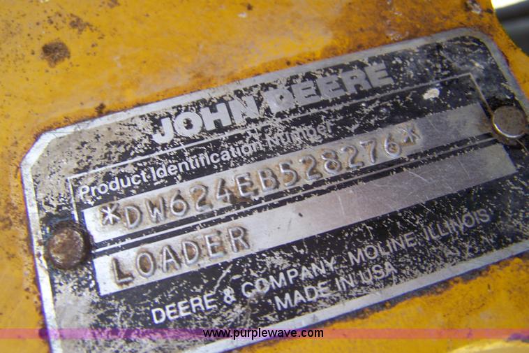 image for item 7464 1990 John Deere 624E wheel loader