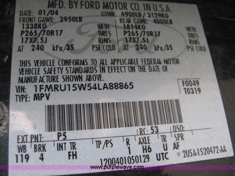 image for item 8014 2004 Ford Expedition XLT SUV