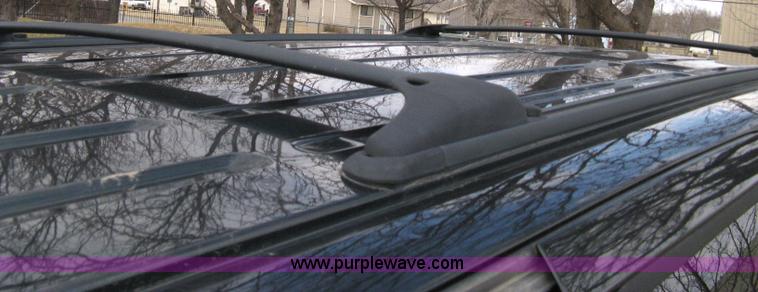 image for item 8014 2004 Ford Expedition XLT SUV