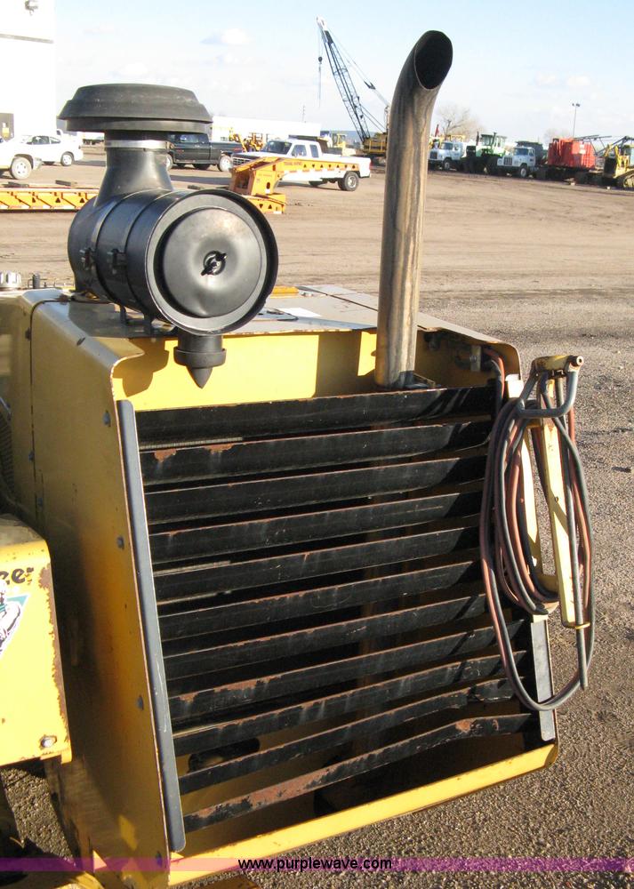 image for item 8018 Vermeer D24X40A Navigator boring machine