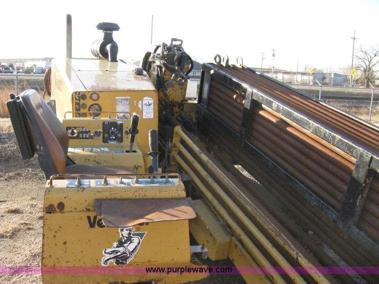 image for item 8018 Vermeer D24X40A Navigator boring machine