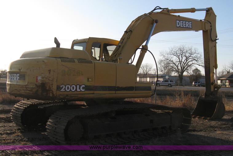image for item 8019 John Deere 200LC excavator