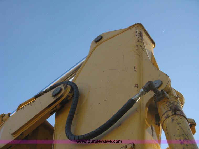image for item 8019 John Deere 200LC excavator