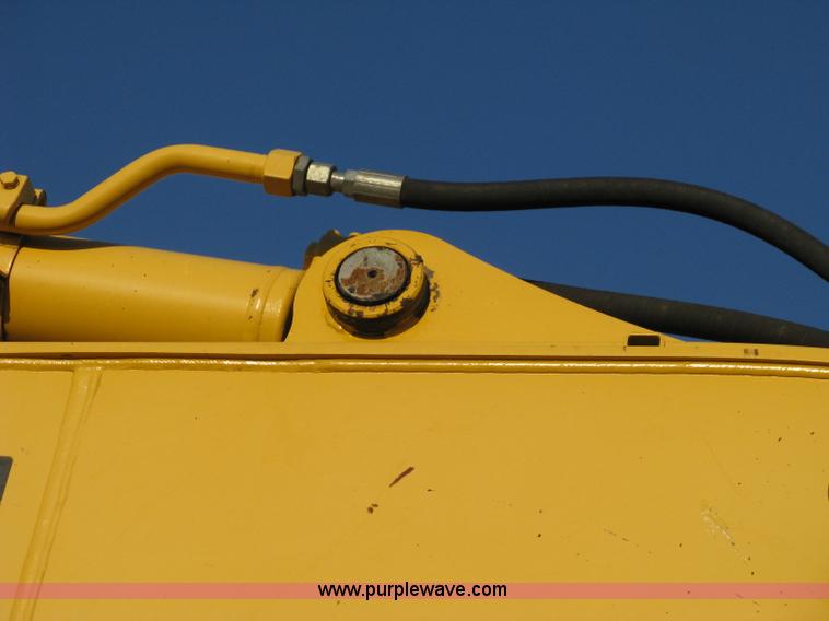 image for item 8019 John Deere 200LC excavator