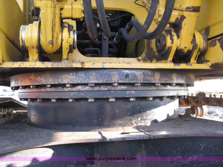 image for item 8019 John Deere 200LC excavator