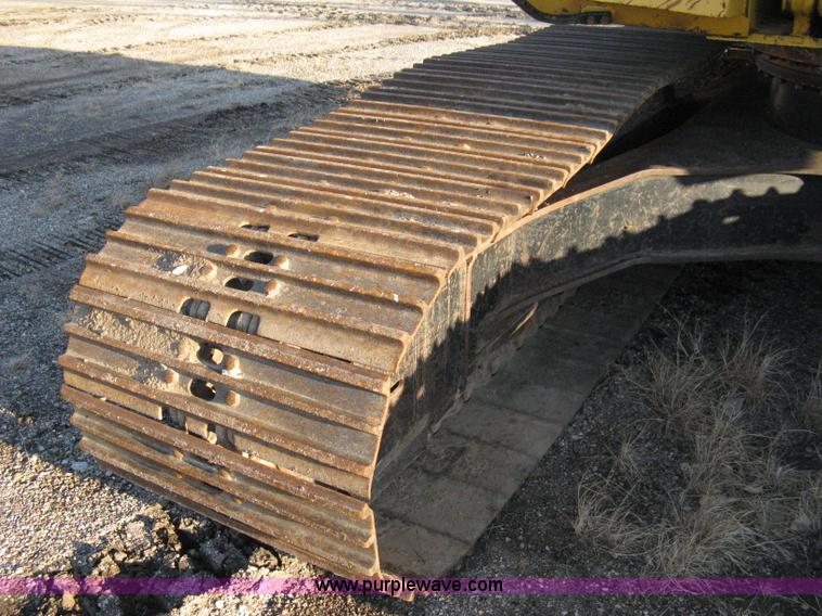 image for item 8019 John Deere 200LC excavator