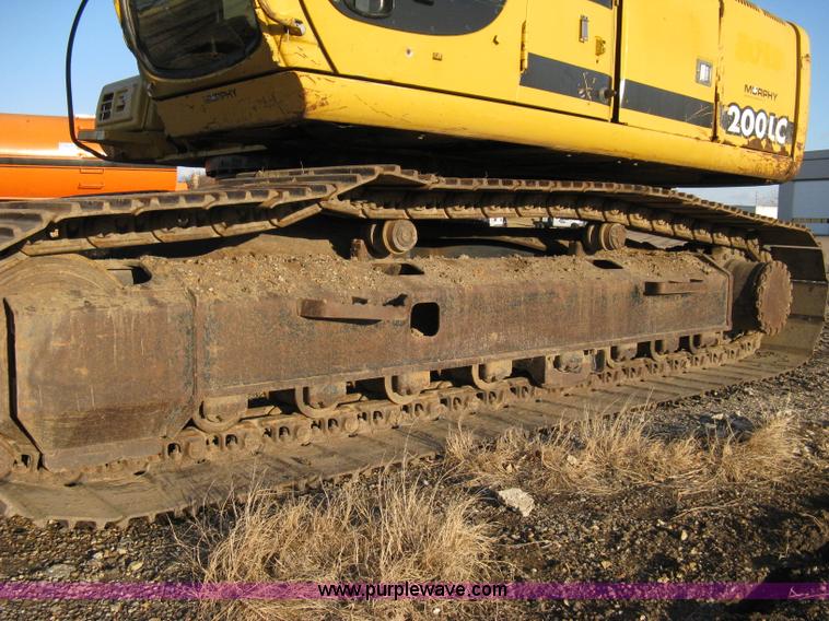 image for item 8019 John Deere 200LC excavator