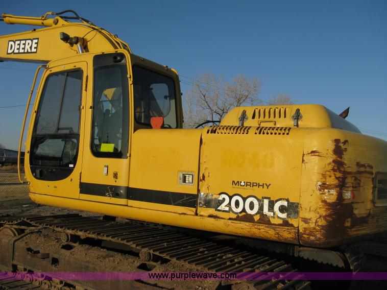 image for item 8019 John Deere 200LC excavator