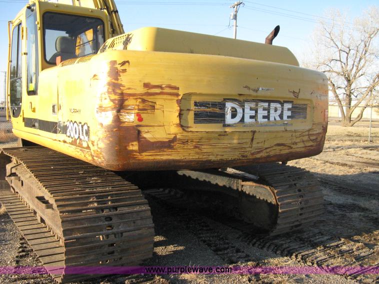 image for item 8019 John Deere 200LC excavator