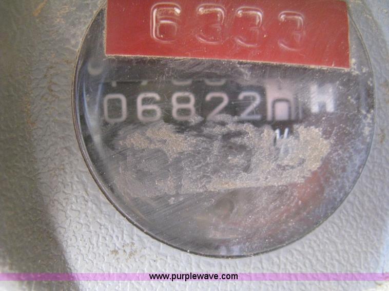 image for item 8019 John Deere 200LC excavator