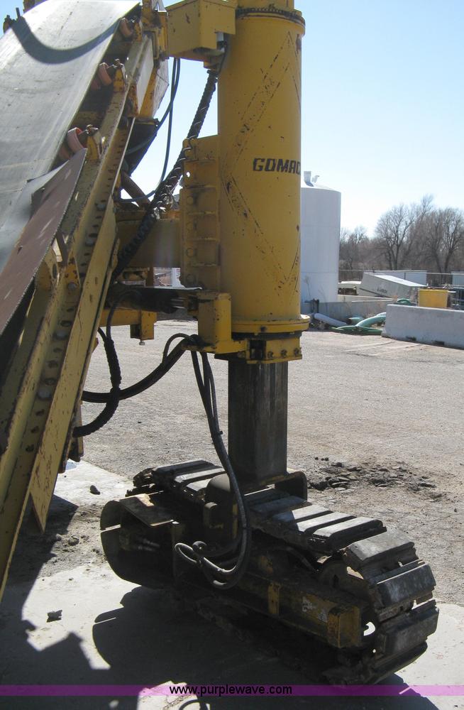 image for item 8020 Gomaco GT3600 curb machine