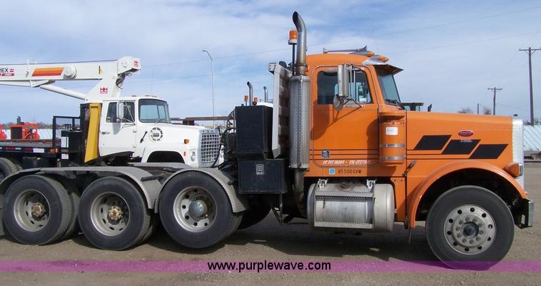 image for item 8082 1989 Peterbilt 379 semi truck