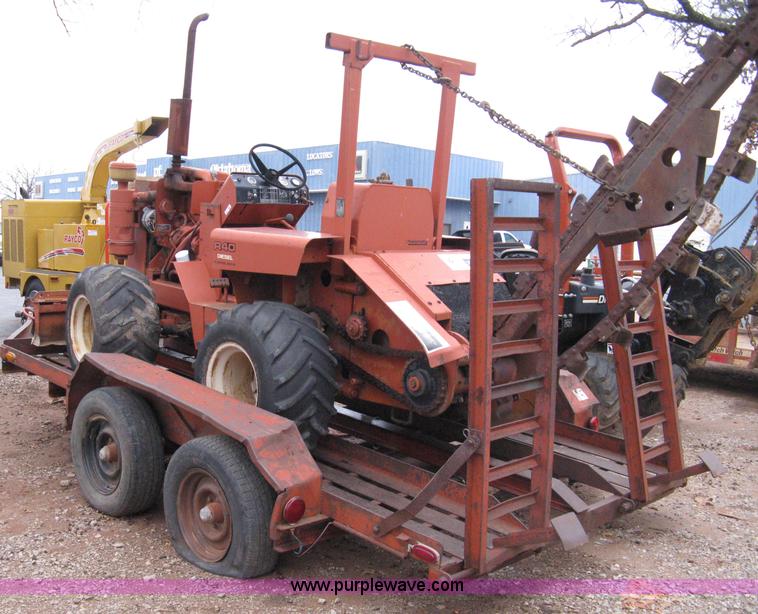 image for item 8232 Ditch Witch R40 trencher and trailer