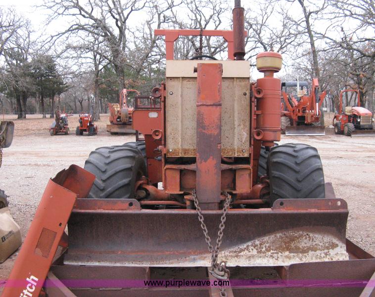 image for item 8232 Ditch Witch R40 trencher and trailer