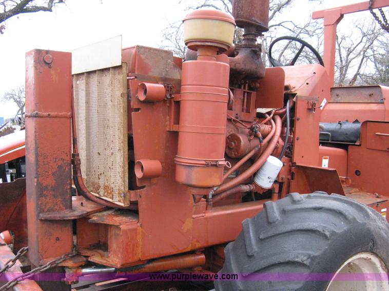 image for item 8232 Ditch Witch R40 trencher and trailer