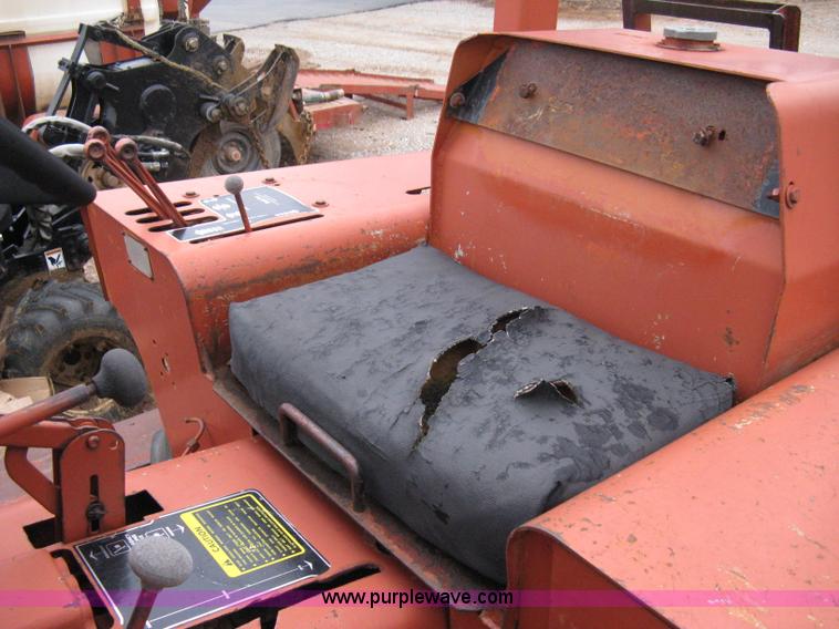 image for item 8232 Ditch Witch R40 trencher and trailer