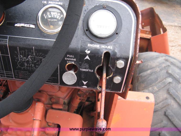 image for item 8232 Ditch Witch R40 trencher and trailer