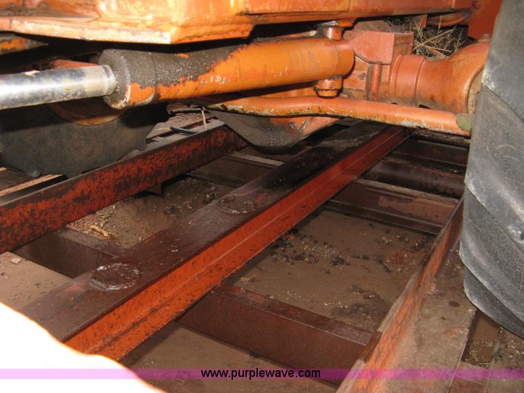 image for item 8232 Ditch Witch R40 trencher and trailer