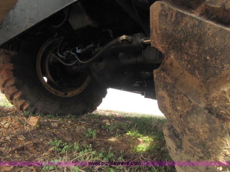 image for item 8391 P & H Omega 20 RT crane