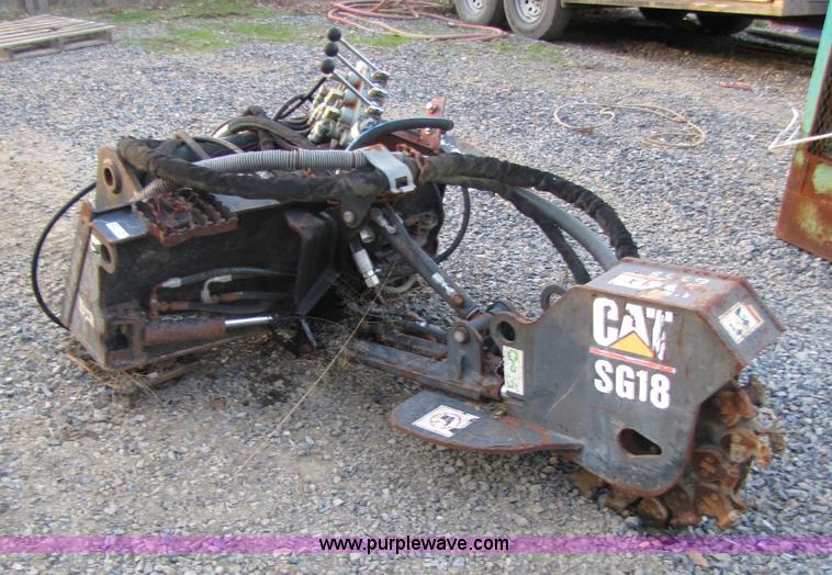 image for item 8400 Caterpillar SG18 stump grinder