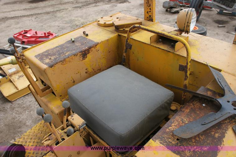image for item 9365 1967 Case 1150 dozer