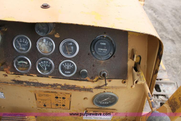 image for item 9365 1967 Case 1150 dozer