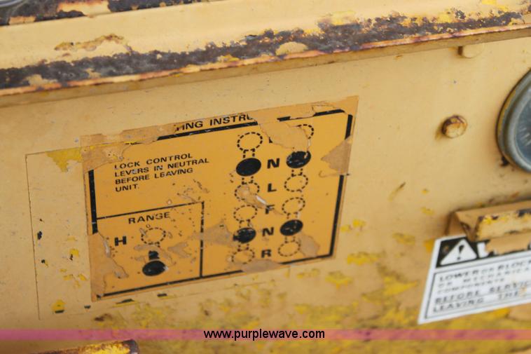 image for item 9365 1967 Case 1150 dozer