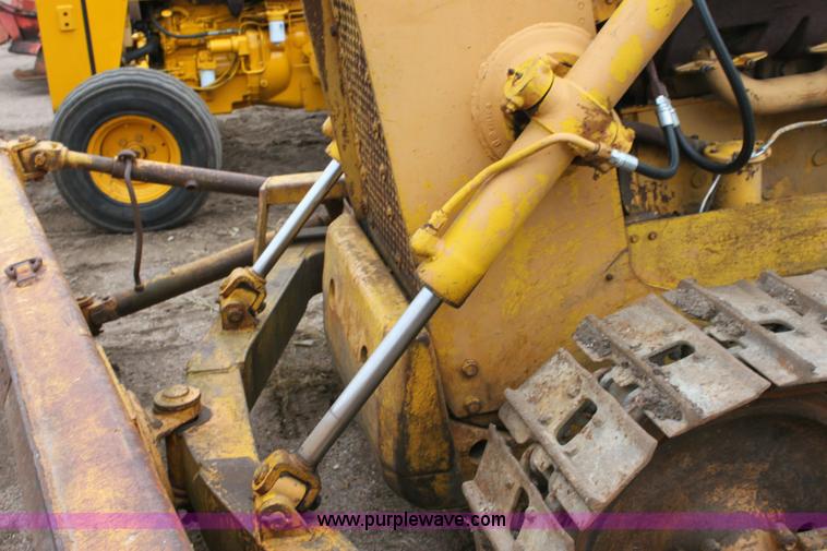 image for item 9365 1967 Case 1150 dozer