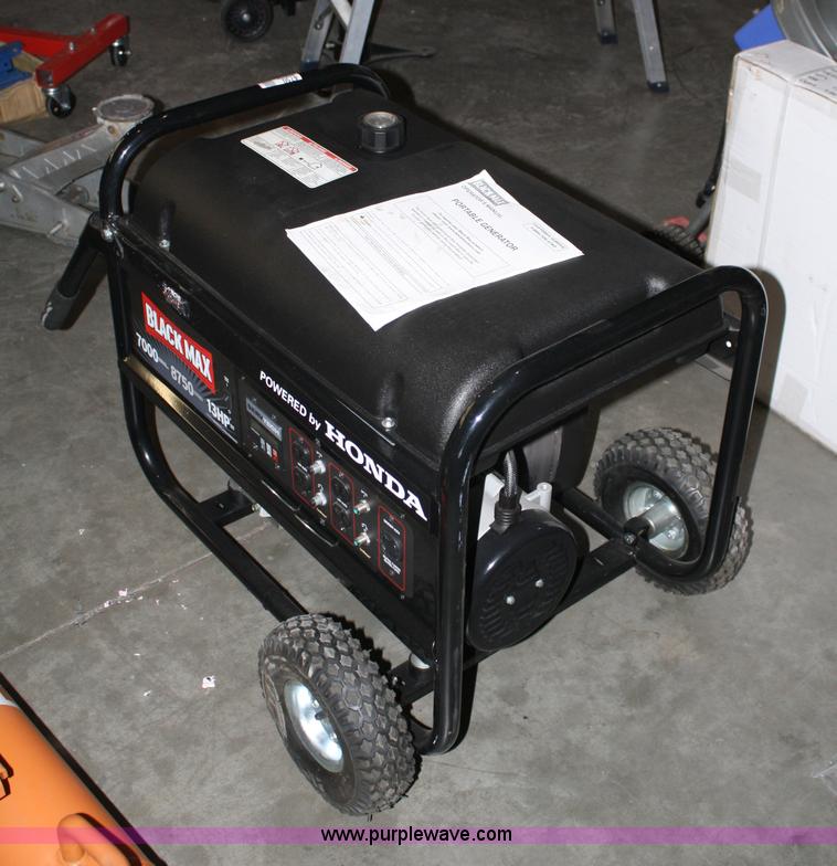 image for item 4750 Black Max 7000W generator